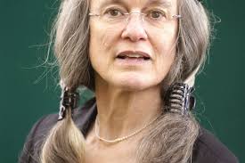 Me, myself and I: How easy is it to write confessional poetry?