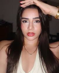 spot al Barney detrás mío 💜