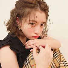 ショートの結婚式ヘアアレンジ特集お呼ばれヘアで華やか髪に