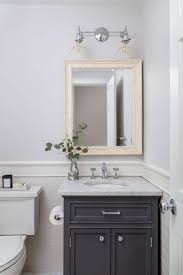 Nos coups de coeur sur les routes de france. 75 Beautiful Subway Tile Powder Room With Gray Cabinets Pictures Ideas August 2021 Houzz