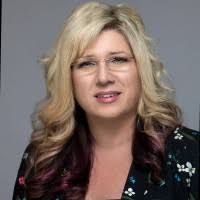 Laura Brain's Instagram, Twitter & Facebook