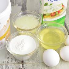 Royal Icing Fresh Eggs Meringue Liquid Egg Whites Recipes Haniela S