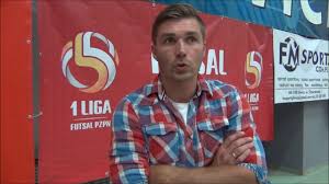 Futsalowa reprezentacja polski pokonała norwegię 3:2 (0:0) w swoim ostatnim meczu turnieju eliminacji mistrzostw świata w portugalskim povoa de varzim i zapewniła sobie prawo gry w wiosennych barażach. Twarde Slowa Trenera Reprezentacji Polski Futsal Ekstraklasa