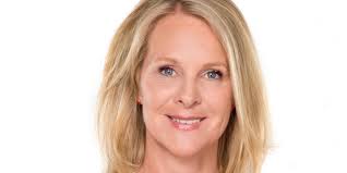 Im tv läuft derzeit die 16. Anne Moll Neue Heldin Der Roten Rosen