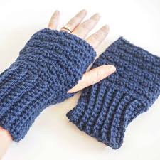 When it's a bit chilly out or you want full finger dexterity while keeping the rest of your hand warm, then tipless gloves are the way to go! 11 Free Crochet Patterns For Fingerless Gloves Easycrochet Com
