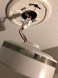 Some electrically powered smoke detectors work in conjunction with other units as a system. Counting Smoke Detector Wires In Junction Box Home Improvement Stack Exchange