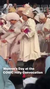 I love seeing the women if the Grand Ole COGIC praising together. My b...