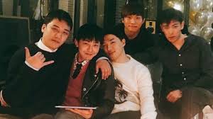 Naege doraogiga eoryeopgo himdeun geol ara. Lirik Lagu G Dragon Tentang Seungri Jadi Sorotan