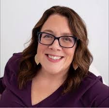 Megan Dowell's Instagram, Twitter & Facebook