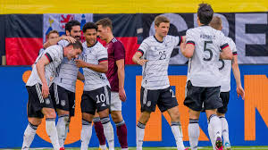 Am montagabend (20:45 uhr) trifft die deutsche nationalmannschaft im abschließenden freundschaftsspiel vor der em auf lettland. Jycpt8pjpv7rqm
