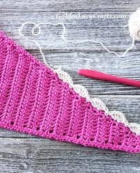 A super cute bandana pattern to be knit for your dog(s)! Crochet Dog Bandana Pattern Crochet For Pets Goldenlucycrafts