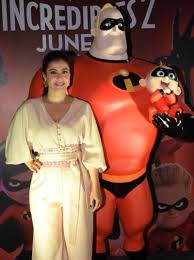 Who does holly hunter voice in incredibles 2? After Lending Her Voice For Incredibles 2 Bollywood Actress Kajol Would Love To Do A Hollywood Film Bollywood Indiawest Com