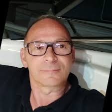 Cadeaucom est très heureux d'avoir participé avec ses clients à ce  magnifique Match du Tours Métropole Basket. Un grand merci pour cette très  belle soirée 👏👏.