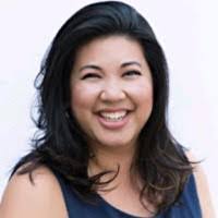 Samantha Laskowski's Instagram, Twitter & Facebook