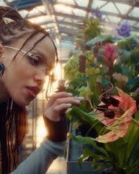 Miley Cyrus Becomes First-Ever Face of Maison Margiela