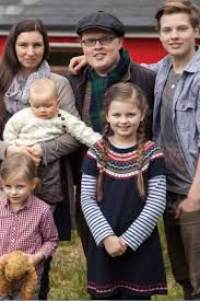 Barby kelly, ein früheres mitglied der kelly family, ist nach kurzer krankheit gestorben. Angelo Kelly Starportrat News Bilder Gala De