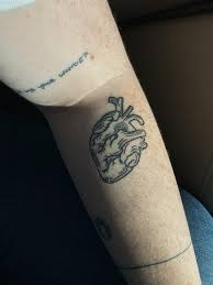 My Crowning Achievement 9rl And 5rl I Think 3ish Hours Next To Handwriting Little Enneagram And Ban Hand Poked Tattoo Hand Tattoos Tattoos And Piercings