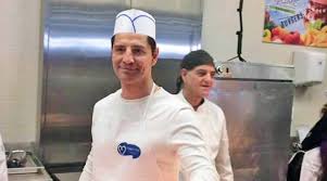 Publishing platform for digital magazines, interactive publications and online catalogs. Se Rolo Serbitoroy O Roybas Deite Poioys Serbire Fwto Irafina