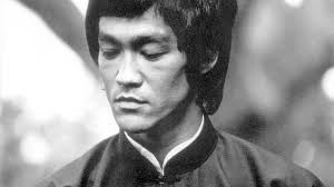Zum 80. Geburtstag von Bruce Lee: Die persönlichen Lebensweisheiten der  Kampfkunst-Legende