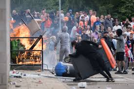 Rioters attack hotels housing immigrants and asylum seekers amid UK disorder