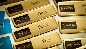 Astăzi este ziua de naștere a unui copil minunat! Ecusoane Cu Rasina Ecusoane Personalizate