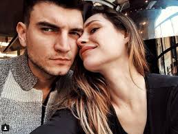 Chedonna.it è stato selezionato dal nuovo servizio di google news, se vuoi essere sempre aggiornato dalle nostre notizie seguici. Uomini E Donne Gossip La Rabbia Dell Ex Di Beatrice Valli Il Padre Di Alle Sono Io