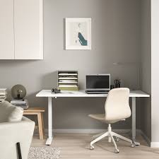 I was looking to install a counter height desk in the odd space in my sunroom. Buy Skarsta Desk Sit Stand White 160x80 Cm Online Uae Ikea