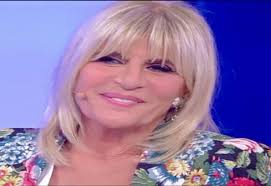 Jun 11, 2021 · uomini e donne, anticipazioni e news 11 giugno. Uomini E Donne Anticipazioni Lo Scontro Tra Ida E Riccardo Nella Prima Puntata Trono Over