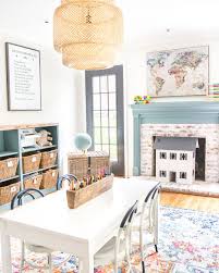 Juega gratis a todos los juegos de decorar habitaciones online. We Made It The Playroom Makeover Is Finished Swipe To See What It Looked Like Before I Breathed A Deep Sigh Colorful Playroom Playroom Rug Kid Room Decor