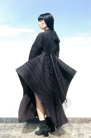 The Rosenrot For The Love Of Avant Garde Fashion Pleats Fashion Structured Fashion Japanese Fashion Designers