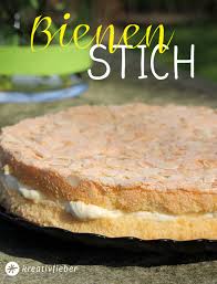 Sonntagskuchen Bienenstich Rezept Einfach Und Schnell Backen Bienenstich Rezept Sonntagskuchen Bienenstich Kuchen