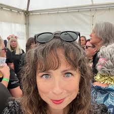 My 8yr old had spd and find it difficult to find clothes for her she  doesn't like tights or leggings or anything restricting around her legs,  find alot of material itchy and