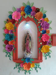 Floresdepapel Mexico Guadalupana Artesaniasmexico Artesaniasmexicanasdiy Como Adornar Un Altar Virgen De Guadalupe Altares Para La Virgen