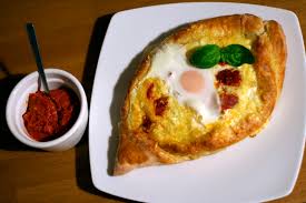 Zawsze zastanawiałam się, dlaczego wszyscy turyści zakochują się w gruzińskim jedzeniu. Gruzinskie Tosty Cooking Eating