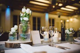 In unserem qualitätsadressbuch präsentieren wir ihnen exklusive hochzeitsanbieter aus der region nürnberg, die wir für sie selektiert haben. Winterhochzeit Nuernberg Aufgetischt 032 H4s 1030 Hochzeitsreportage Und Paarfotos