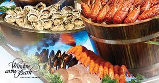 Window on the park offers singapore's most sought after local and asian buffet as well as an à la carte menu of international delicacies. Window On The Park 1 For 1 Lunch And Dinner Buffets Local Asian Seafood