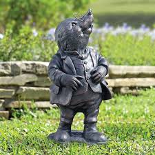 Pin By Laura Weissing Knierim On Garden Garden Statues Statue Willow Statues