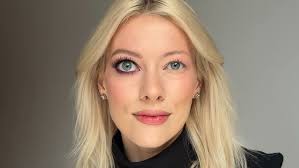 Huda Beauty Sparkling Kiss Set