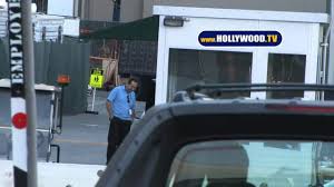 Cbs studio center 4024 radford avenue, studio city, ca. Celebrities Leave Cbs Studios Youtube