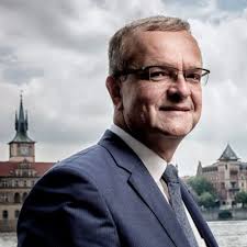 Hynek Daniel Janoušek (@InigoApSiencyn)