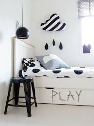 Sure, it may not offer the room the warm glow that other colors such as beige, brown, or the natural color of the wood do, but the simplicity of the combination creates a classic, timeless and peaceful look, which is exactly what the room needs to feel. 32 Black White Kids Room Ideas Kids Room White Kids Room Kid Room Decor