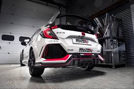 And despite sporting exhaust pipes the size of cannons, the noise is. 2018 Honda Civic Type R Mit Milltek Sportauspuffanlage