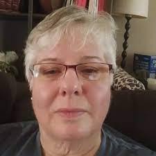 Sandra Mather's Instagram, Twitter & Facebook