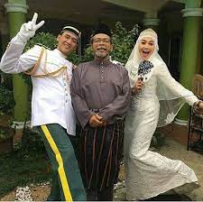 Nina iskandar dan amar asyraf waktu tayangan: Tonton Sayangku Kapten Mukhriz 2016 Full Episod Blog Lea Azleeya