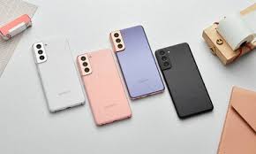The renders suggest there will be a centralised punch hole the galaxy s21 ultra will be a 5g device and reports claim it will come in 128gb and 512gb storage options. 8qc6wne5apq Jm