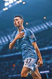 In the game fifa 21 his overall rating is 89. Phil Foden Phil Foden Jogadores De Futebol Futebol Fotos Fotos De Futebol
