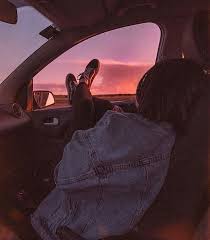 Cafune Texting In 2020 Grunge Photography Aesthetic Pictures Instagram Photo Inspiration