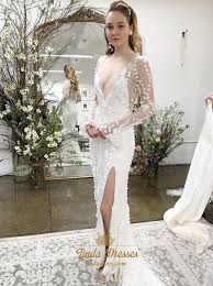 A mermaid silhouette will hug you in all the right places so you can feel as gorgeous as ever saying, i do to your soulmate. Ivory Mermaid V Neck Long Sleeves Lace Wedding Dress With Split Linda Dress