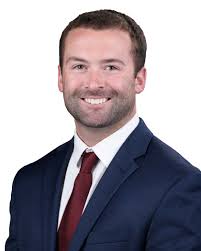 Taylor Mast's Instagram, Twitter & Facebook