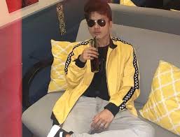 Cukup disini perjalanan kita menghukum diri mendera hati ini terhimpit dengan suasana. Kurang Ajar Dan Poyo Peserta I Can See Your Voice Ini Bengang Dengan Haqiem Rusli